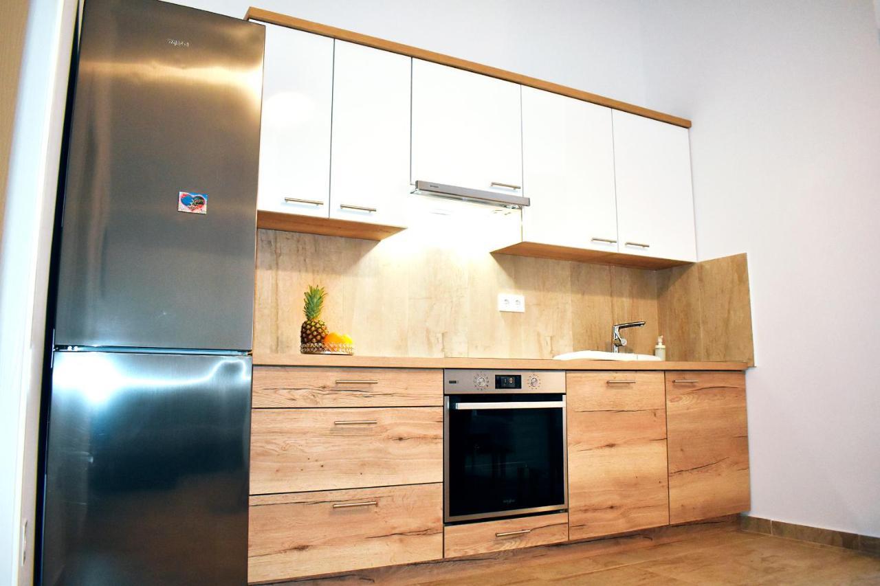 Apartmani Lovrencic วรซี ภายนอก รูปภาพ