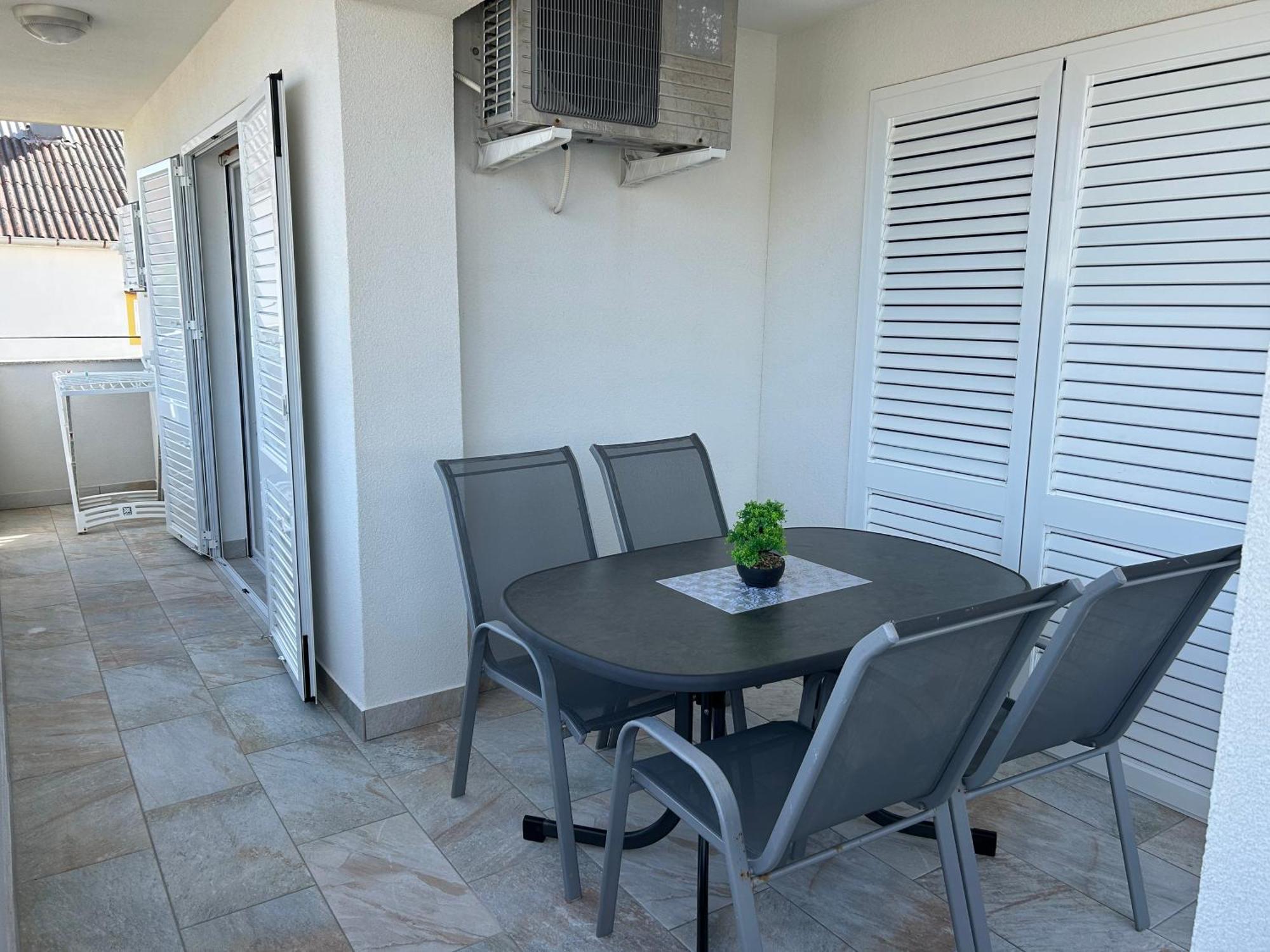 Apartmani Lovrencic วรซี ภายนอก รูปภาพ