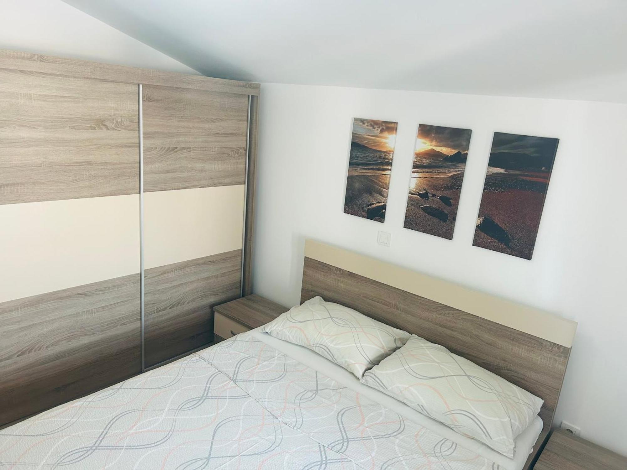 Apartmani Lovrencic วรซี ภายนอก รูปภาพ